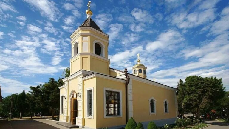 Окупанти передали РПЦ історичний храм у Херсонесі