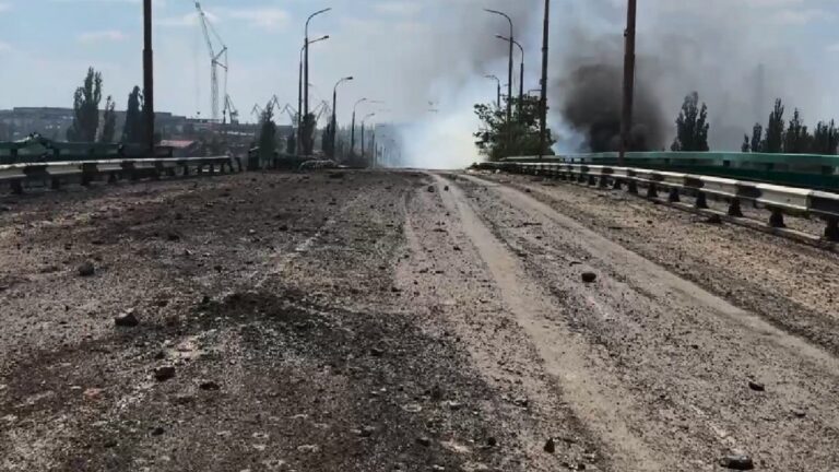 Корабельний мікрорайон Херсона залишається без світла, газу та тепла через обстріли