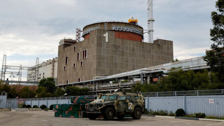 Біля Запорізької АЕС пролунали вибухи, МАГАТЕ попереджає про ризики для ядерної безпеки