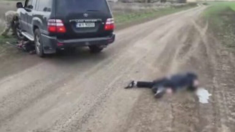 У ТЦК відреагували на відео про наїзд на чоловіка з дитиною на Херсонщині