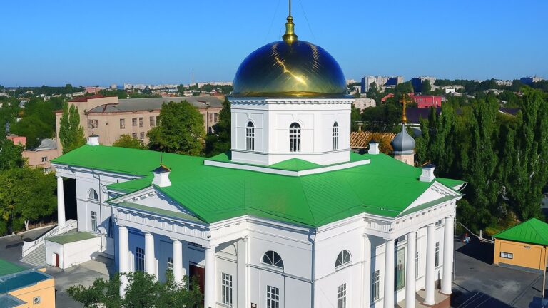 На Херсонщині досі діють майже 300 церков московського патріархату