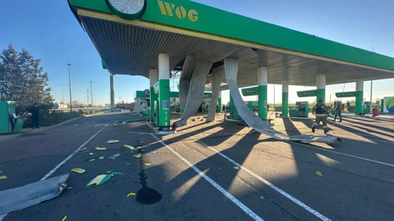 Війська РФ вдарили ракетою по Миколаєву