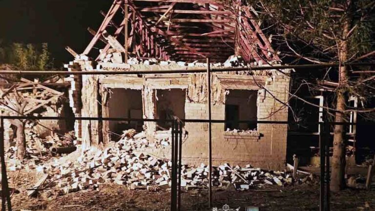 Частина Запоріжжя залишилася без світла після нічного обстрілу