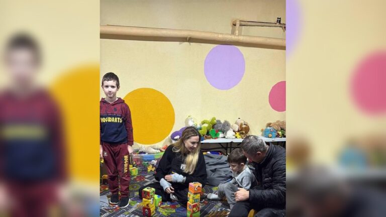 Анджеліна Джолі приїхала до Херсона у межах гуманітарної місії