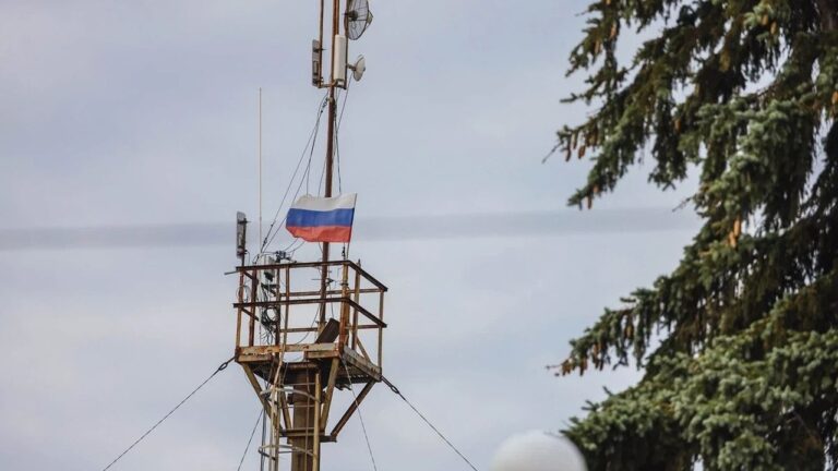РФ дозволила вимикати зв’язок та інтернет на окупованих територіях України