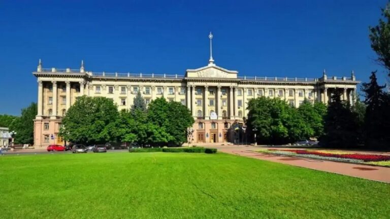 Виконком Миколаївської міськради розгляне понад півсотні питань