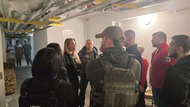 Анджеліна Джолі відвідала Миколаїв і Херсон та висловила підтримку жителям півдня України