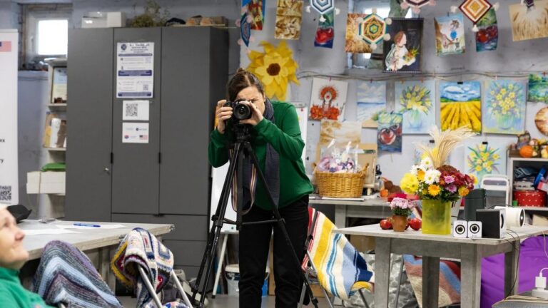 У Херсоні відбулася зустріч із засновницями мистецької агенції “АртПоле”