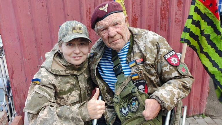 Волонтер Дядя Гриша здійснив поїздку українськими містами для збору допомоги ЗСУ