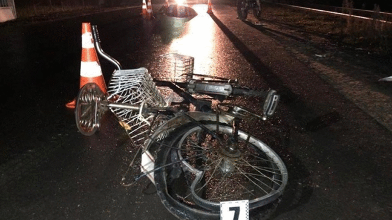 У Миколаєві автомобіль Toyota збив велосипедиста на перехресті