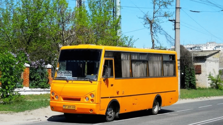У Білозерці змінили кінцеву зупинку маршрутного таксі