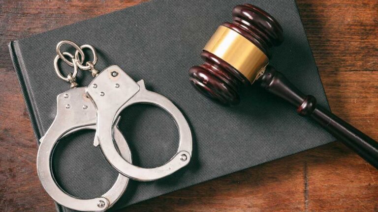 Херсонця засудили до 10 років ув’язнення за зберігання наркотиків з метою збуту