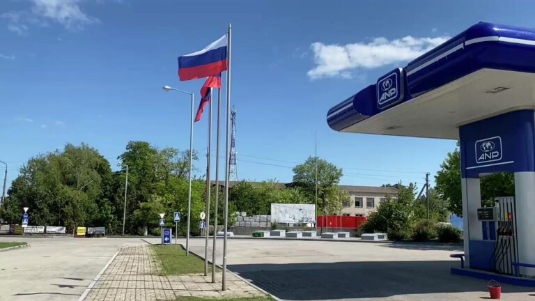 Окупаційна влада заявила про зниження цін на пальне на лівобережжі Херсонщини