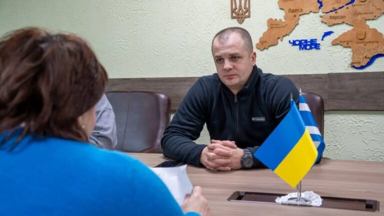 Керівництво Херсонської МВА провело зустріч з представниками Червоного Хреста
