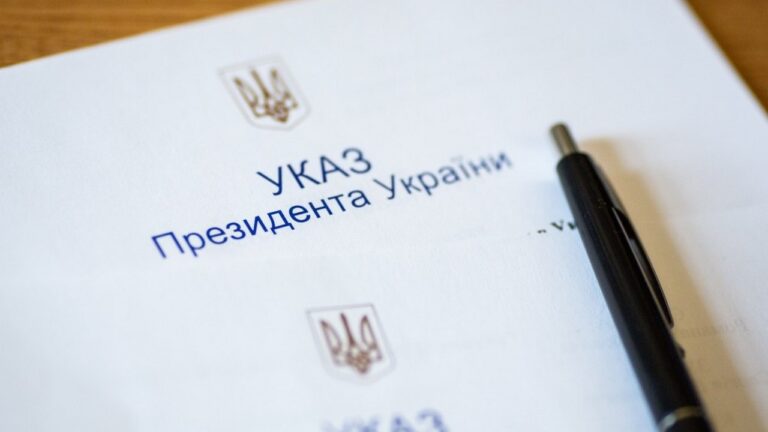 Працівників прокуратури Херсонщини відзначено державними нагородами