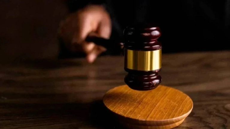 Ексначальника відділення херсонської колонії №90 заочно засудили за колабораціонізм
