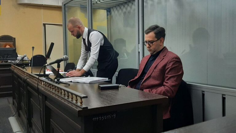 Першого заступника департаменту освіти Запоріжжя Віталія Лисенка поновили на посаді