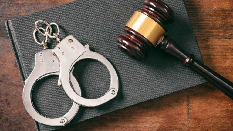 Жителя Херсонщини засудили за спробу продати гранатомет та зберігання боєприпасів