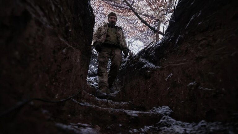 На Придніпровському напрямку українські військові відбили атаку біля Антонівського мосту