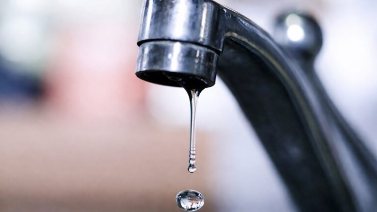 У Миколаєві ще один район залишився без водопостачання