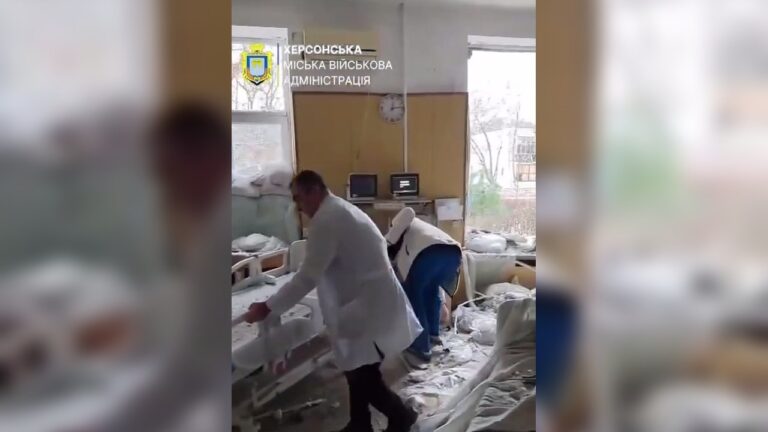 У Херсоні російський обстріл пошкодив лікарню