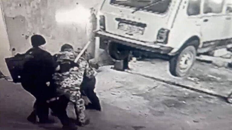 У мережі обговорюють відео силової мобілізації працівника СТО на Херсонщині