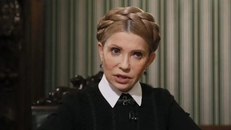 У партійному офісі Батьківщини заявили про нічні обшуки без документів