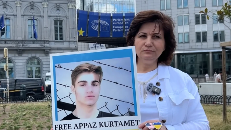 Полонений із Херсонщини Аппаз Куртамет утримується в колонії РФ та рятується книгами і навчанням