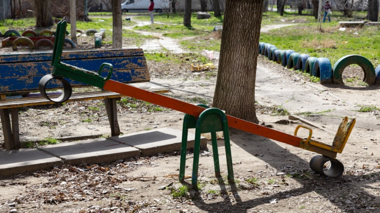 Уряд планує відновити виплати для дітей зі статусом ВПО