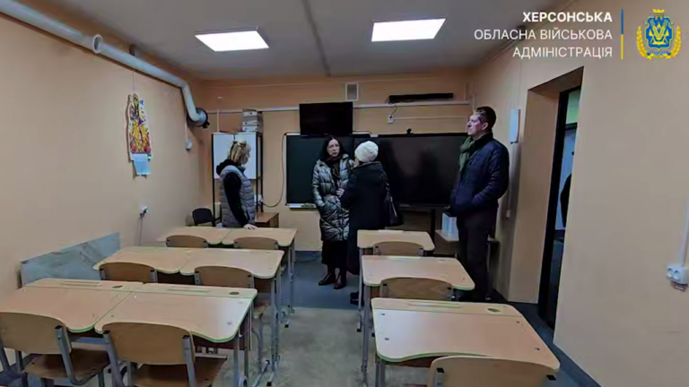 Делегація Естонії відвідала підземні школи та медзаклади Херсонщини