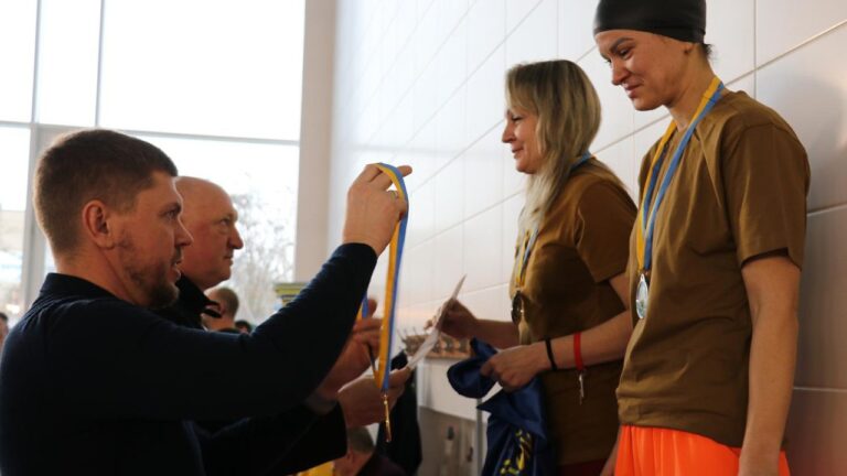 Нацгвардійці з Півдня змагалися у плаванні в Миколаєві