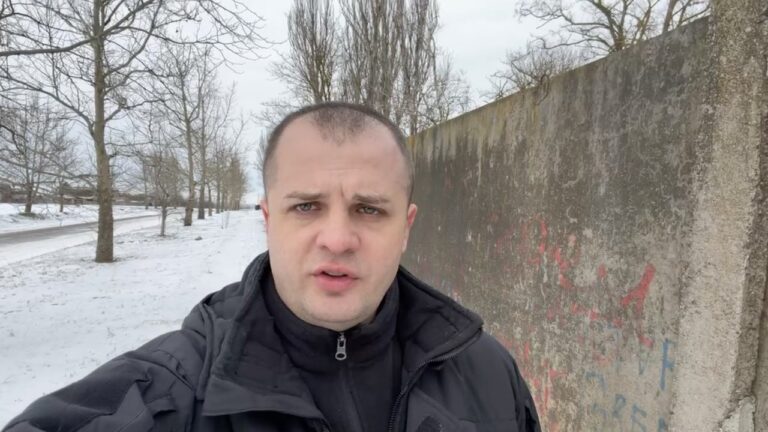 У Херсоні зросла кількість витоків води через морози та обстріли