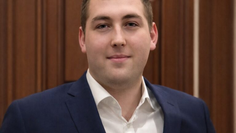 Справу про обвинувачення сина судді у вбивстві на Одещині почнуть розглядати з початку