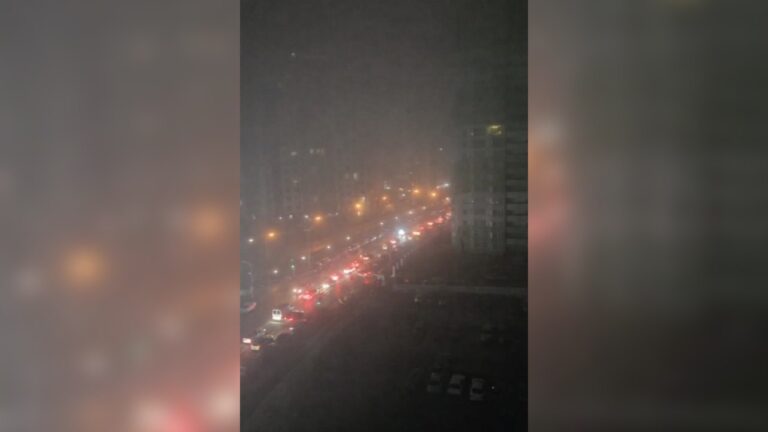 На Марсельській в Одесі люди перекрили рух через нерівномірні відключення світла