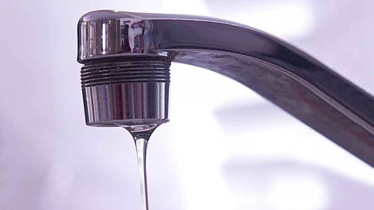 Два райони Одеси та передмістя залишилися без водопостачання через знеструмлення