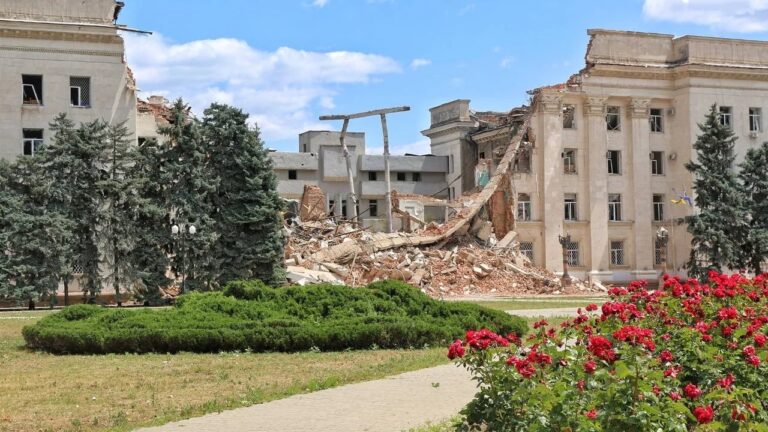 Керівники Херсонської ОДА отримали понад 1,47 млн грн зарплати за січень