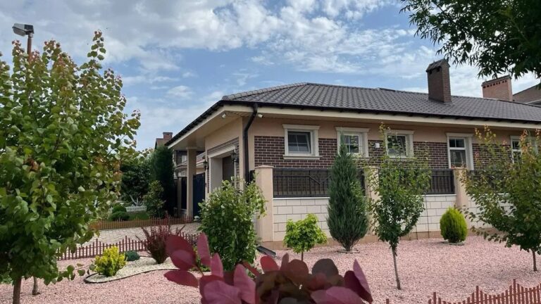 Заступник начальника Одеського облТЦК приховав п’ять автомобілів та три будинки