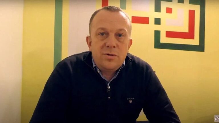 Суд у Херсоні зупинив розгляд справи щодо експосадовця ОДА через його службу в ЗСУ