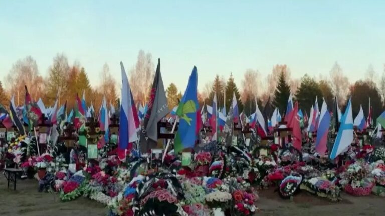 Крим стикається з браком місць на кладовищах через різке зростання смертності