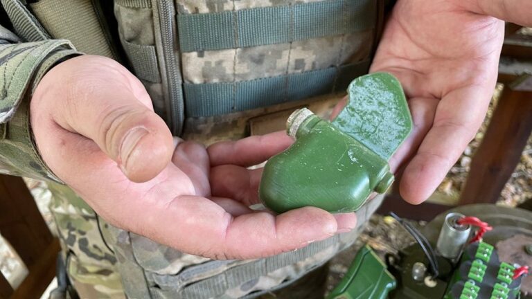 У Херсоні чоловік підірвався на міні “пелюстка”