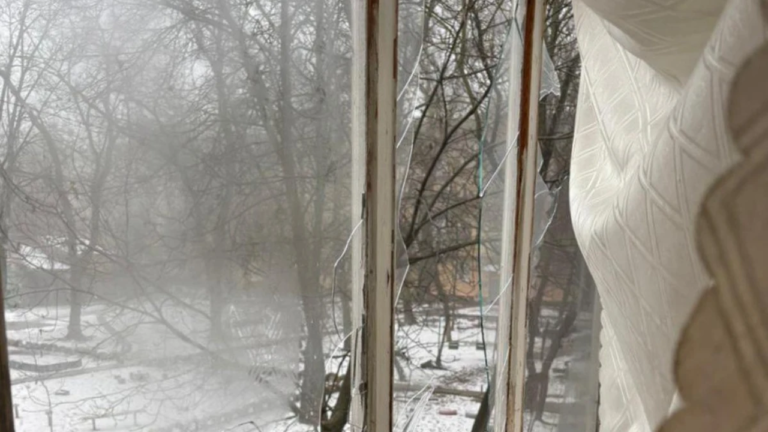 Російські війська атакували лікарню в Херсоні з дрона