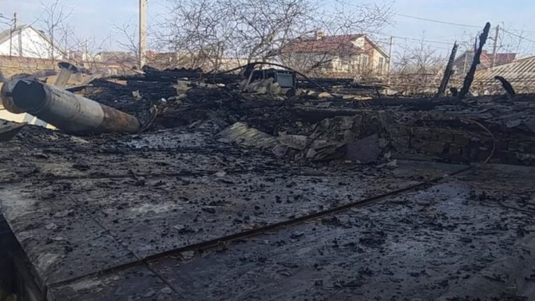 На Херсонщині через російські обстріли загинула людина і поранено дитину