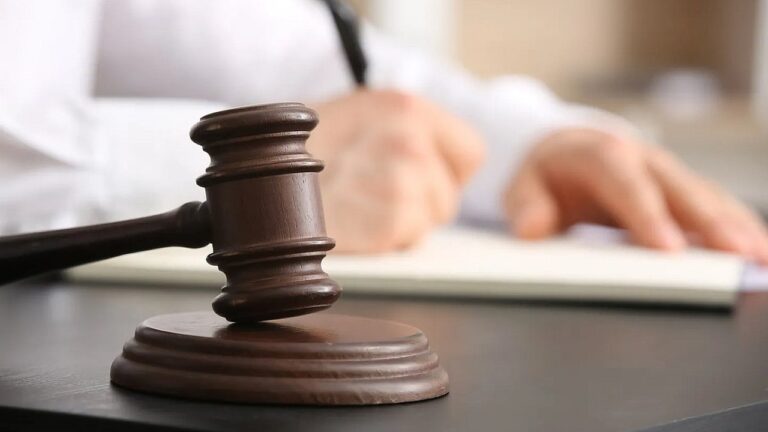 Прокуратура через суд вимагає повернути громаді понад 50 га землі на Миколаївщині