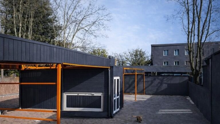 В Одесі демонтували незаконну автомийку на комунальній землі