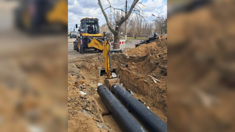 У Миколаєві триває ремонт тепломереж у двох районах перед зимою