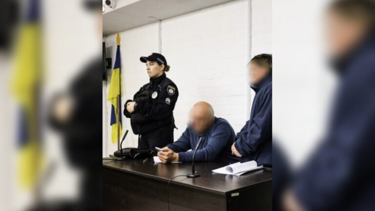 Суд у Миколаєві засудив жінку за смерть двох малолітніх дітей