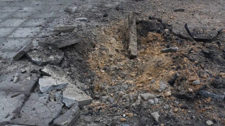 Літня жінка постраждала внаслідок атаки безпілотника у Херсоні