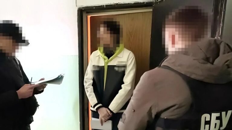 СБУ затримала жінку з Херсонщини за розсилку листів з виправданням агресії РФ