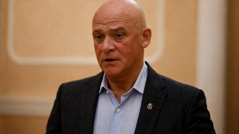 Труханов оприлюднив декларацію після звільнення з посади мера