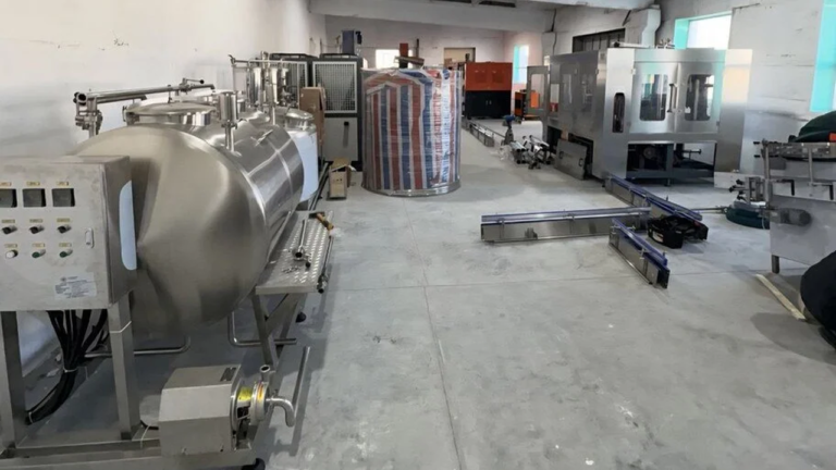 Окупанти запускають виробництво газованих напоїв на лівобережжі Херсонщини